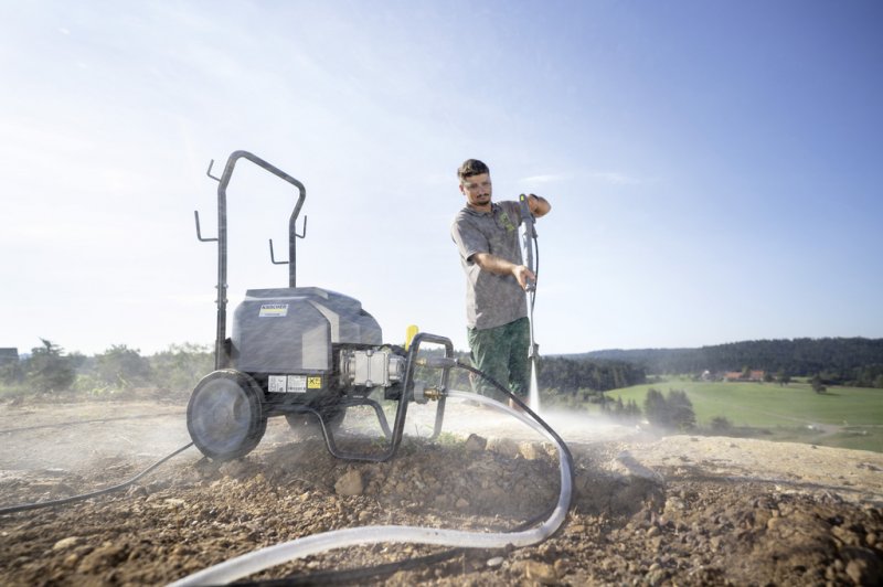 Aparat de spalat cu presiune KARCHER HD 9/20-4 Classic