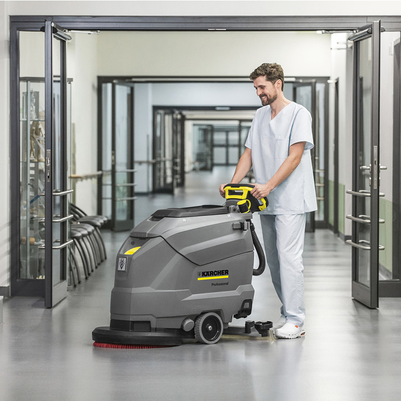 Masina de frecat-aspirat compacta Karcher BD 50/50 C Bp Classic