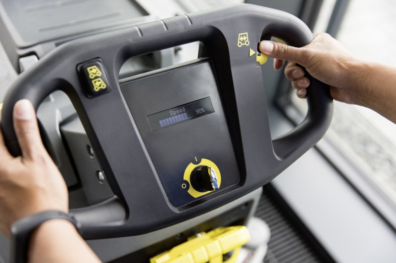 Masina de frecat-aspirat cu acumulatori 24V, 115 Ah, tip BD50/55 W BP PACK